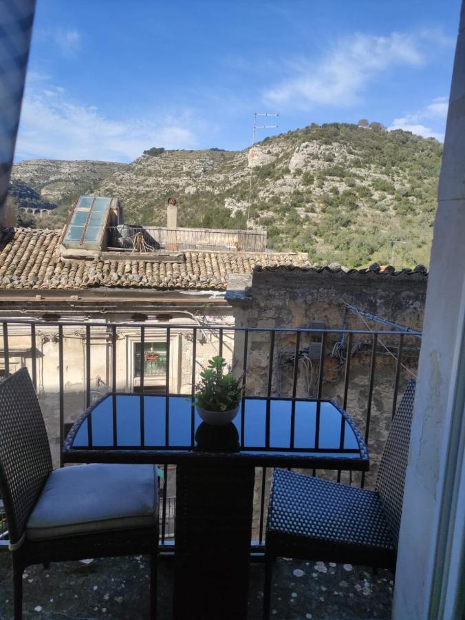Casa Vacanze A Truatura Raguse Extérieur photo