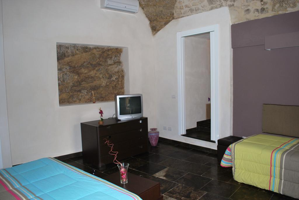 Casa Vacanze A Truatura Raguse Extérieur photo